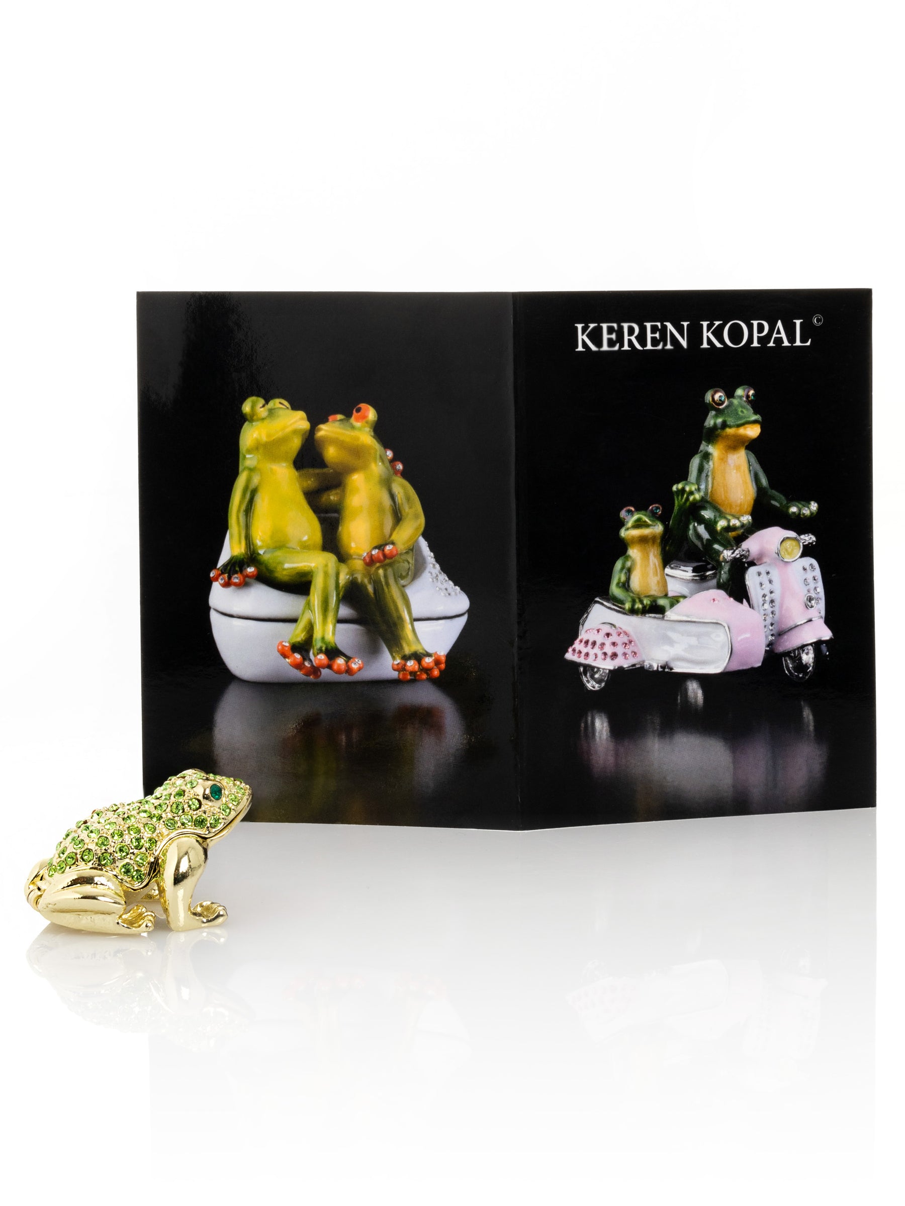 Green and Gold Sitting Toad