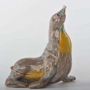 Keren Kopal Circus Sea Lion