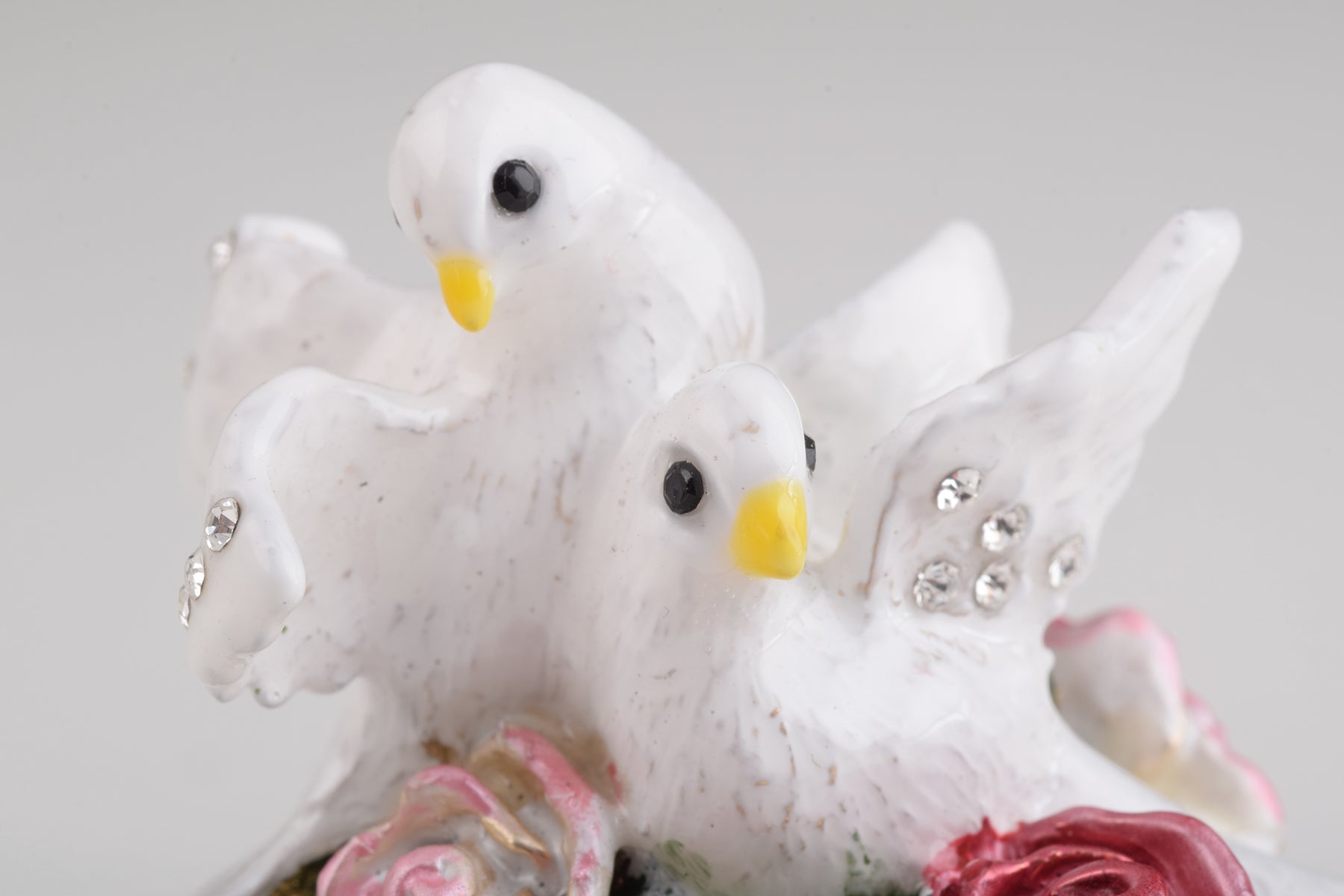 Keren Kopal Blue Box with Roses Decorated with Two White Doves