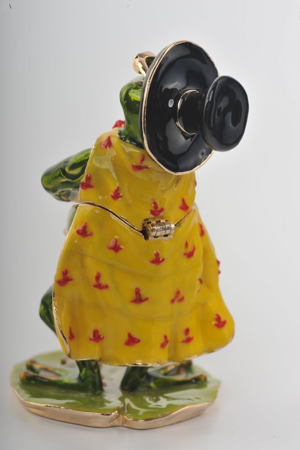 Keren Kopal Elegant Frog in Yellow Cape
