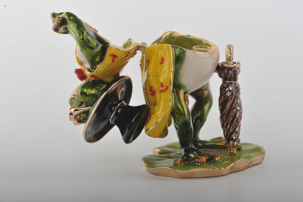 Keren Kopal Elegant Frog in Yellow Cape