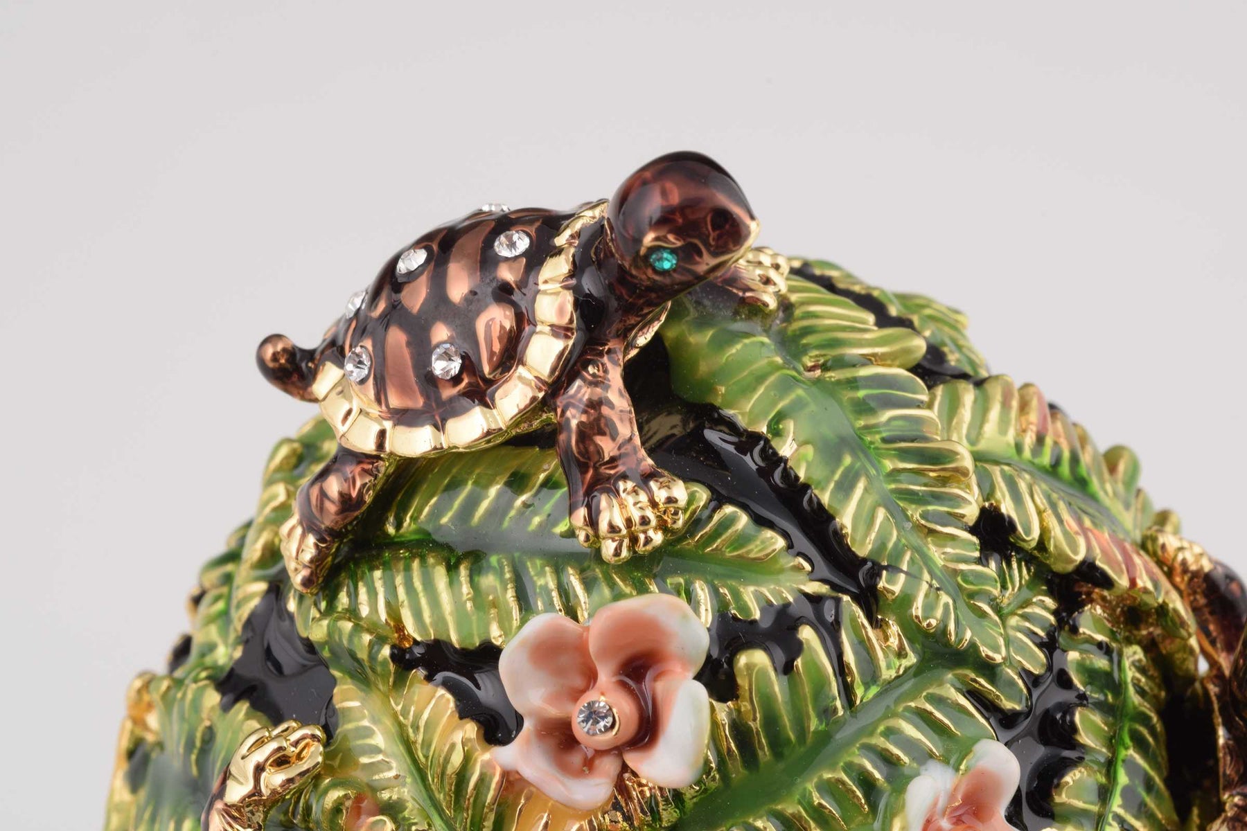 Keren Kopal Green Faberge Egg with Turtles