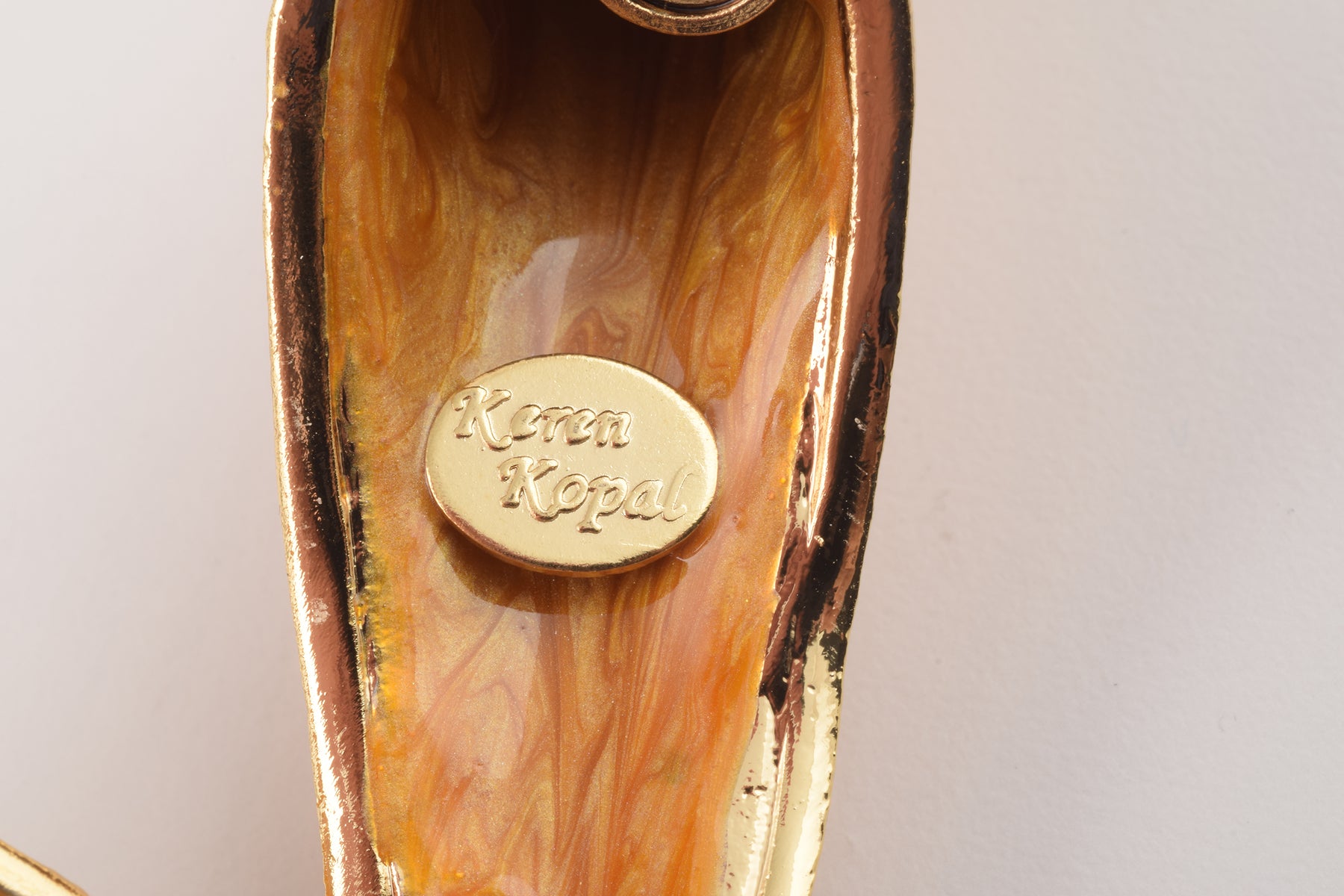 Keren Kopal Brown Lioness