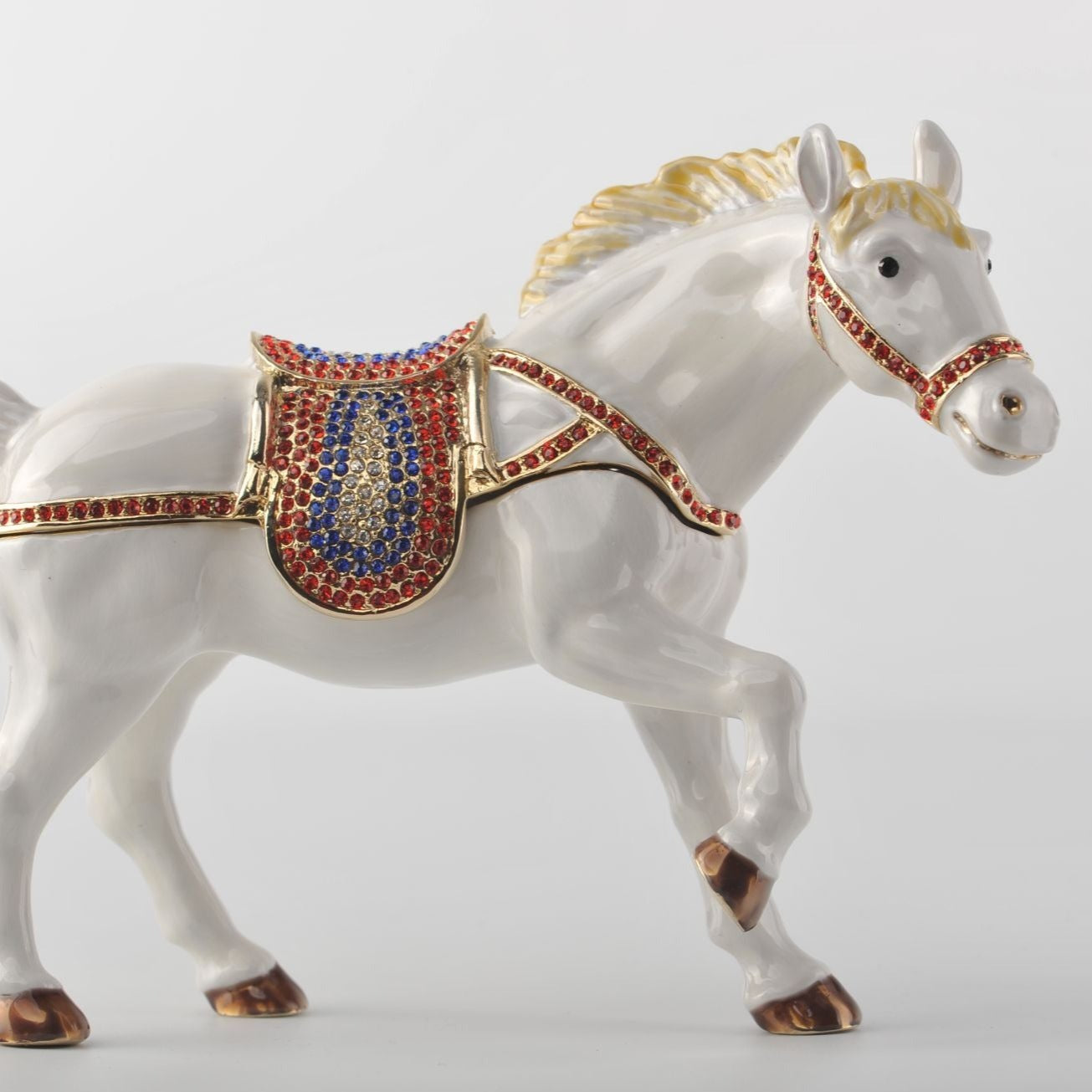 Keren Kopal White Horse with Crystal Saddle