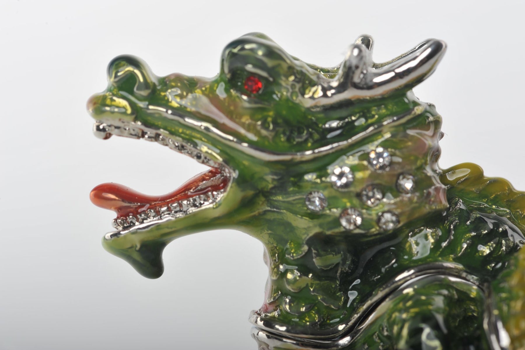 Keren Kopal Zodiac Dragon Laying on Hand