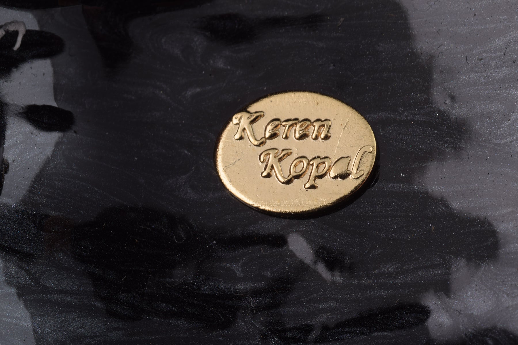 Keren Kopal White Horse Pulling a Golden Carriage