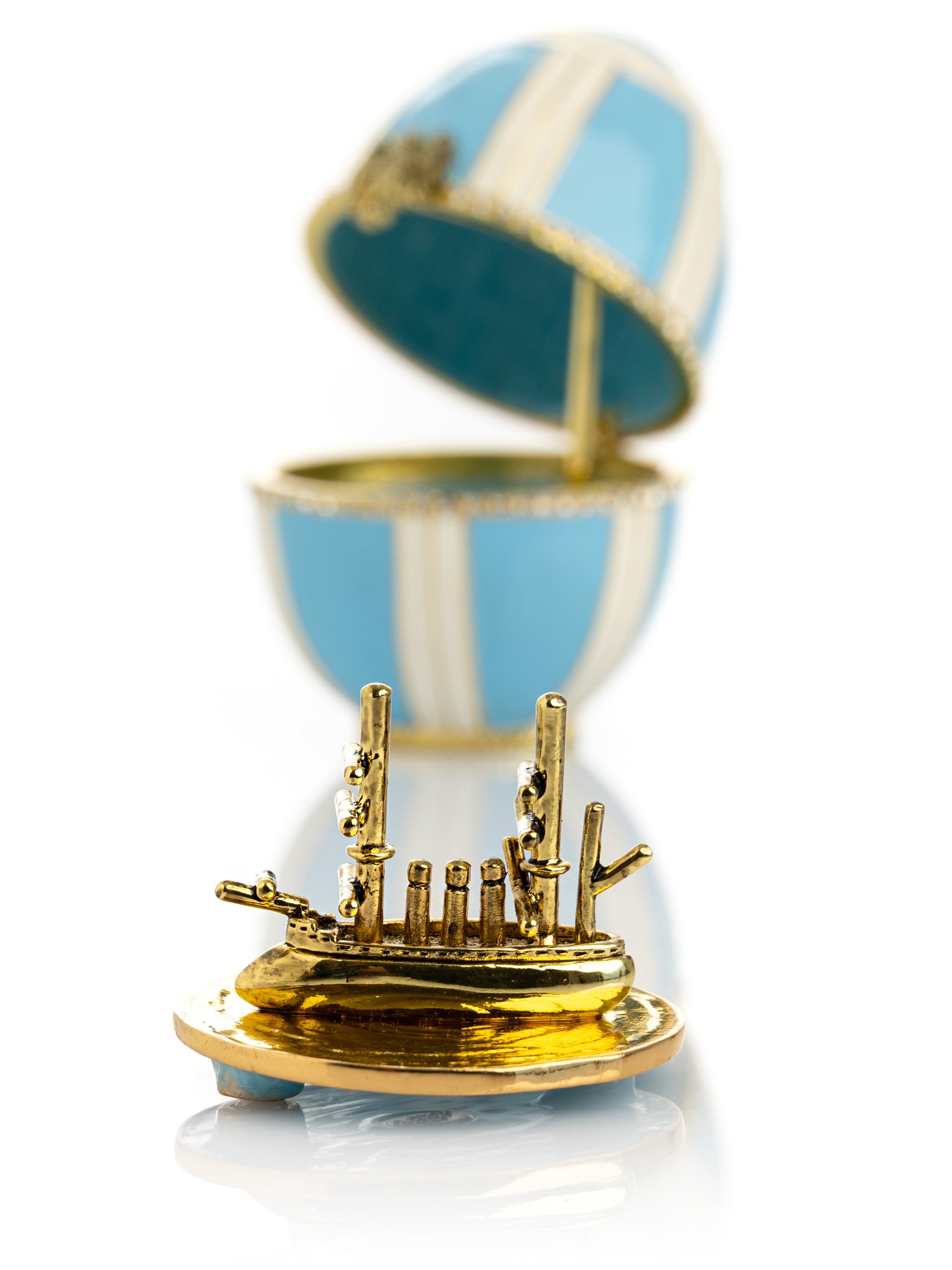 Keren Kopal Light Blue Egg with a Sailing Ship