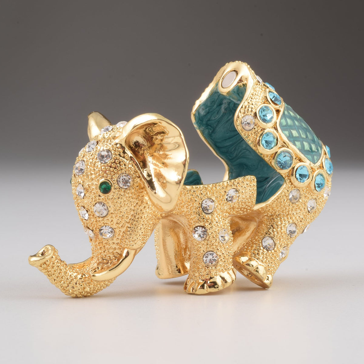 Éléphant d'or