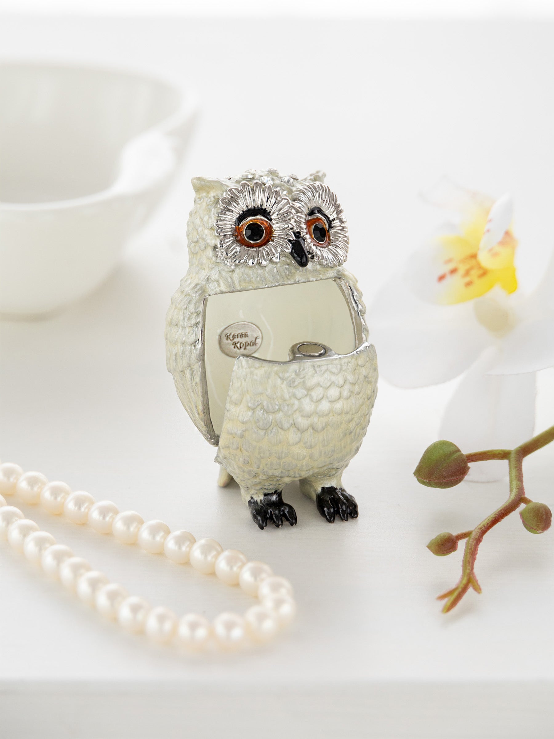 Keren Kopal Silver and White Owl
