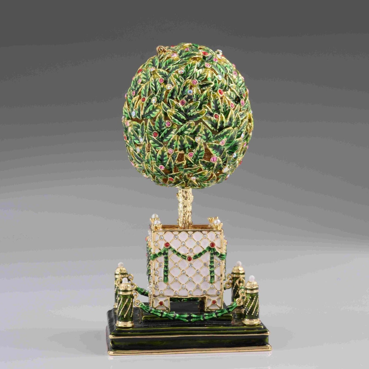 Oeuf de Fabergé de laurier avec cristaux colorés