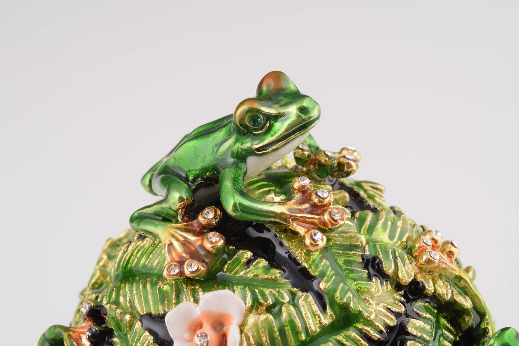 Keren Kopal Green Faberge Egg with Frogs  114.00